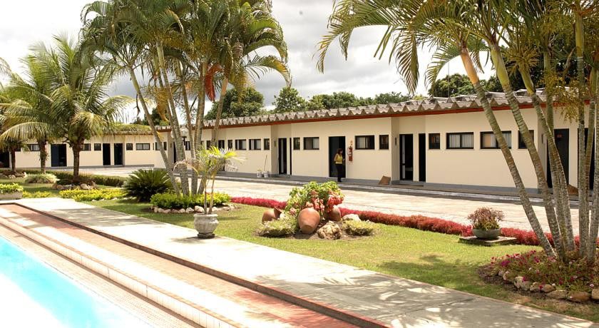 Hotel Pousada Lord Teixeira de Freitas Esterno foto